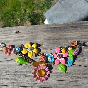 Betsey Johnson Necklace Flowers/Hummingbird/Butterfly (16"-19")